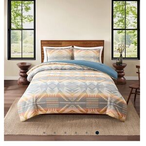 Pendleton Multicolor Geometric Comforter Set